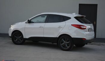 Hyundai ix35 | FWD (przód) | Manualna | 166 KM | Biały full