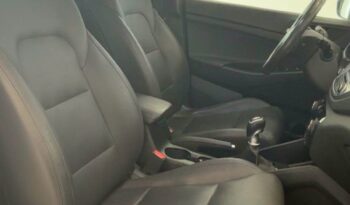 Hyundai Tucson | FWD (przód) | Manualna | 115 KM | Biały full