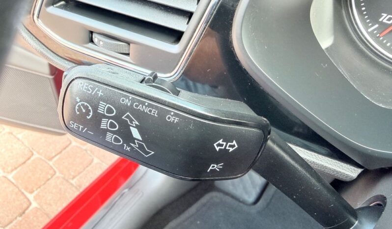 Seat Leon | FWD (przód) | Manualna | 125 KM | Czerwony full