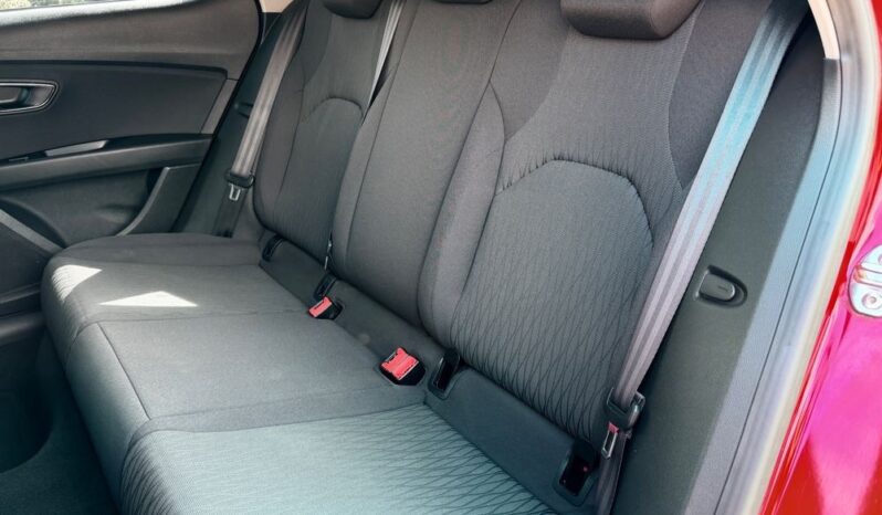 Seat Leon | FWD (przód) | Manualna | 125 KM | Czerwony full