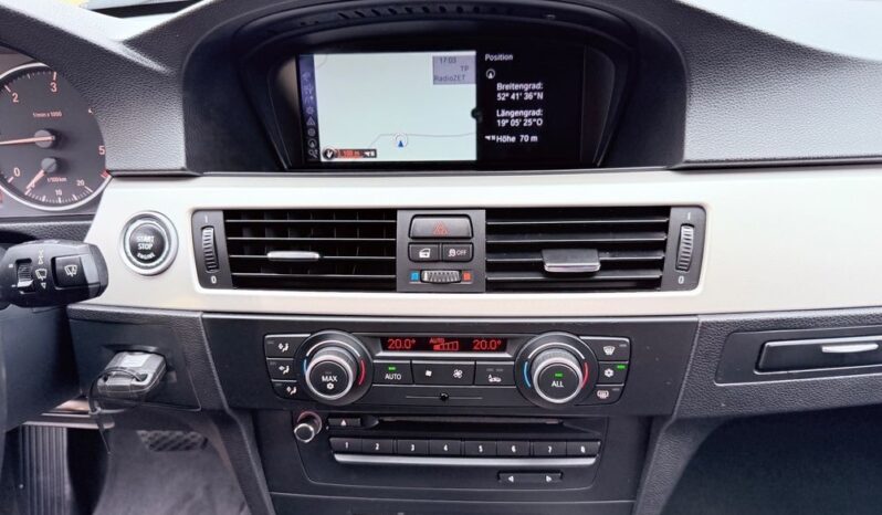 BMW Seria 3 | RWD (tył) | Automatyczna | 183 KM | Czarny full