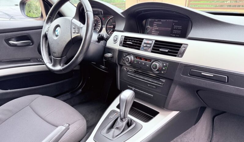 BMW Seria 3 | RWD (tył) | Automatyczna | 183 KM | Czarny full