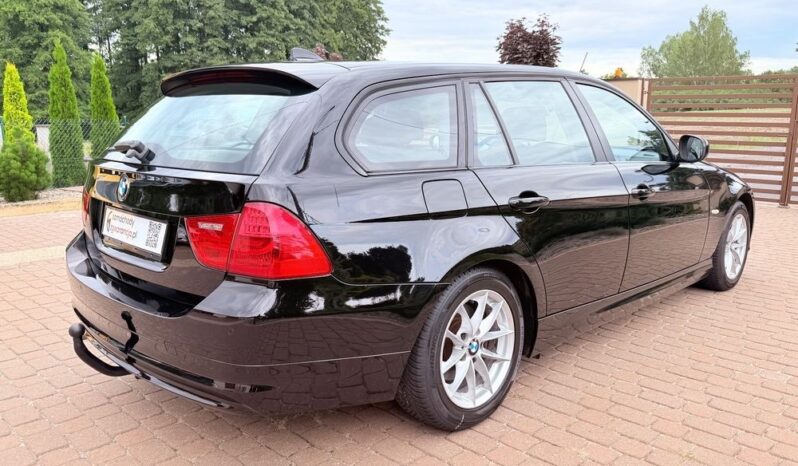 BMW Seria 3 | RWD (tył) | Automatyczna | 183 KM | Czarny full