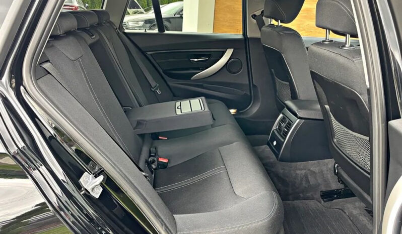 BMW Seria 3 | RWD (tył) | Manualna | 136 KM | Czarny full