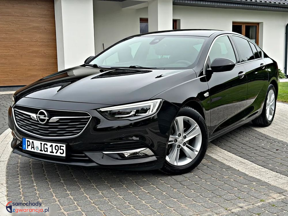 Opel Insignia | Fwd (Przód) | Manualna | 165 Km | Czarny