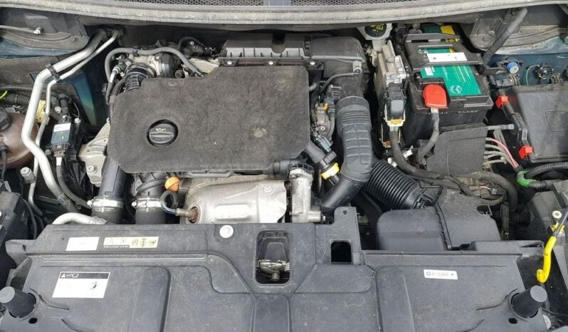 Peugeot 3008 | FWD (przód) | Automatyczna | 130 KM | Niebieski full