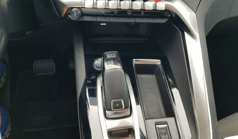Peugeot 3008 | FWD (przód) | Automatyczna | 130 KM | Niebieski full