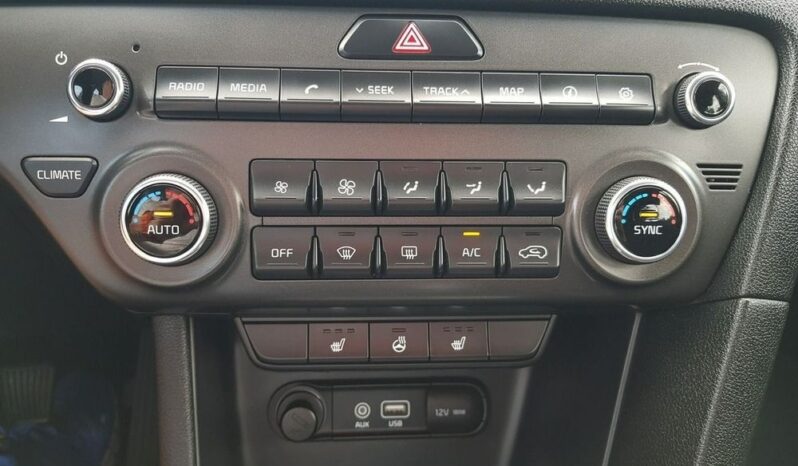 Kia Sportage | FWD (przód) | Manualna | 136 KM | Szary full