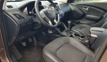 Hyundai ix35 | FWD (przód) | Manualna | 116 KM | Brązowy full