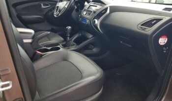 Hyundai ix35 | FWD (przód) | Manualna | 116 KM | Brązowy full
