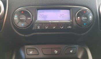 Hyundai ix35 | FWD (przód) | Manualna | 116 KM | Brązowy full