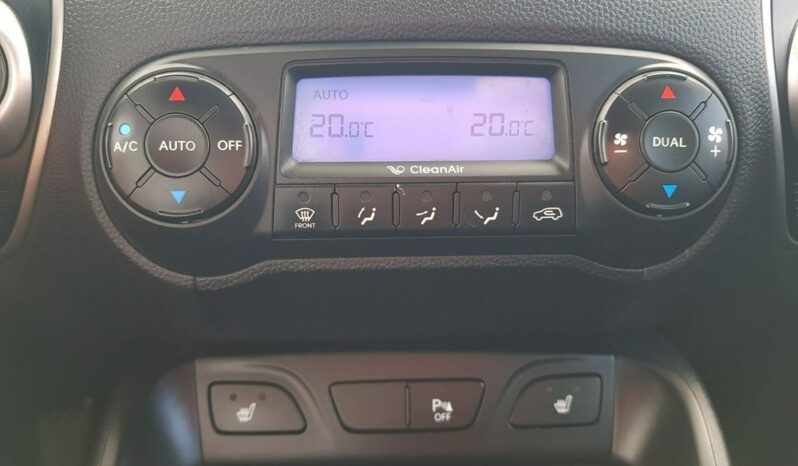 Hyundai ix35 | FWD (przód) | Manualna | 116 KM | Brązowy full