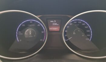 Hyundai ix35 | FWD (przód) | Manualna | 116 KM | Brązowy full