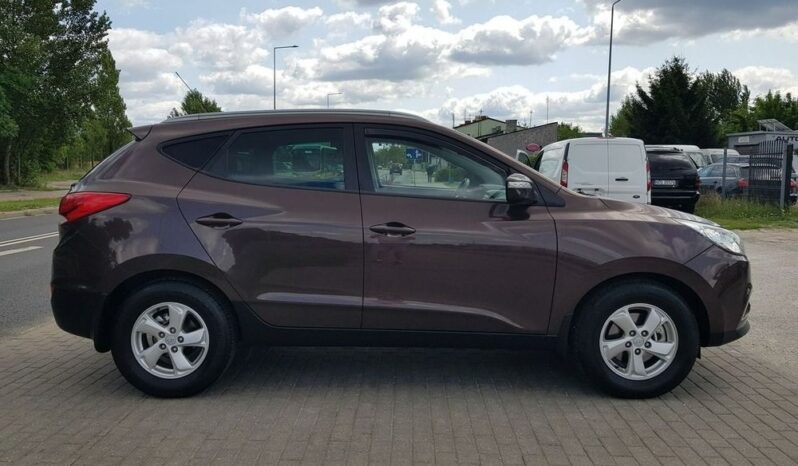 Hyundai ix35 | FWD (przód) | Manualna | 116 KM | Brązowy full