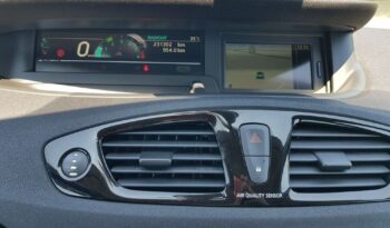 Renault Scenic | FWD (przód) | Manualna | 130 KM | Czarny full
