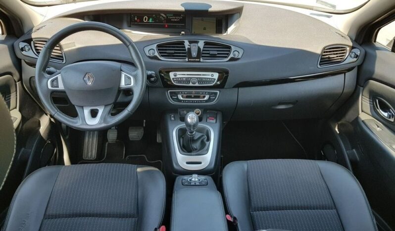 Renault Scenic | FWD (przód) | Manualna | 130 KM | Czarny full
