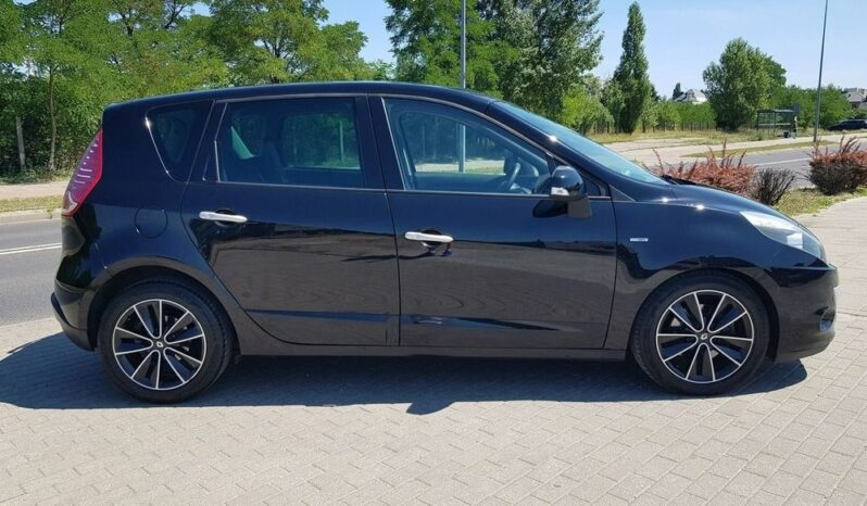 Renault Scenic | FWD (przód) | Manualna | 130 KM | Czarny full