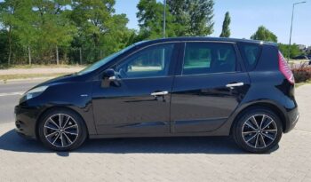 Renault Scenic | FWD (przód) | Manualna | 130 KM | Czarny full