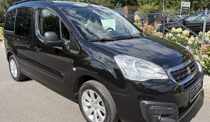 Peugeot Partner | FWD (przód) | Manualna | 120 KM | Czarny full