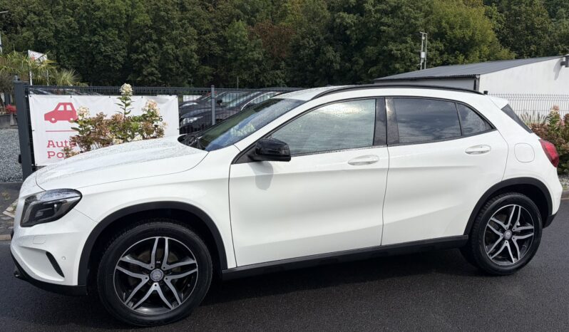 Mercedes-Benz  | FWD (przód) | Manualna | 156 KM | Biały full