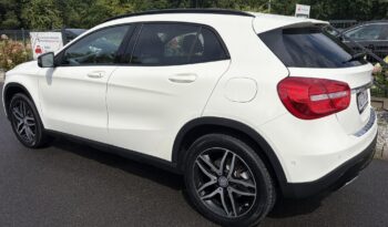 Mercedes-Benz  | FWD (przód) | Manualna | 156 KM | Biały full