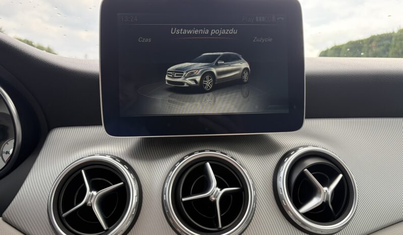 Mercedes-Benz  | FWD (przód) | Manualna | 156 KM | Biały full