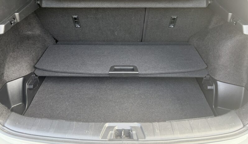 Nissan Qashqai | FWD (przód) | Manualna | 140 KM | Biały full