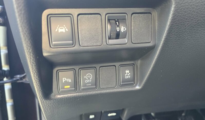 Nissan Qashqai | FWD (przód) | Manualna | 130 KM | Fioletowy full
