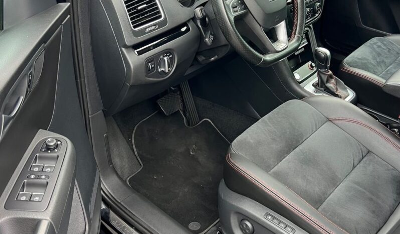 Seat   Alhambra    150 KM    Automatyczna    FWD (przód)    Czarny full