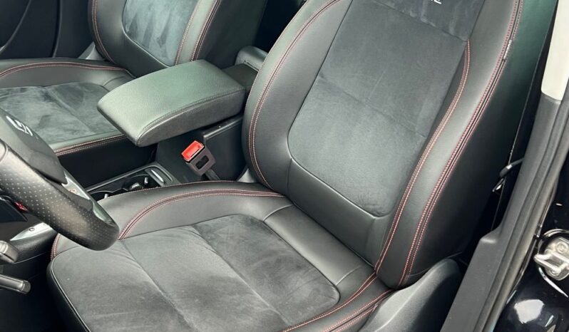 Seat   Alhambra    150 KM    Automatyczna    FWD (przód)    Czarny full
