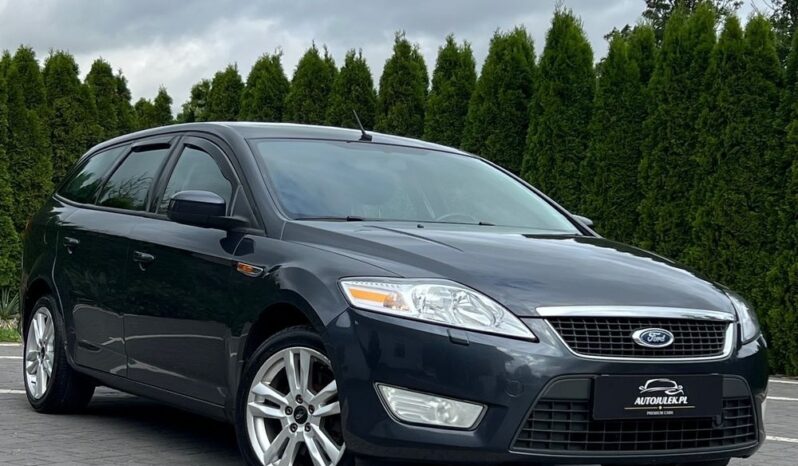 Ford   Mondeo    145 Km    Manualna    Fwd (Przód)    Szary