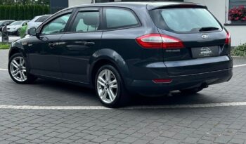 Ford   Mondeo    145 KM    Manualna    FWD (przód)    Szary full