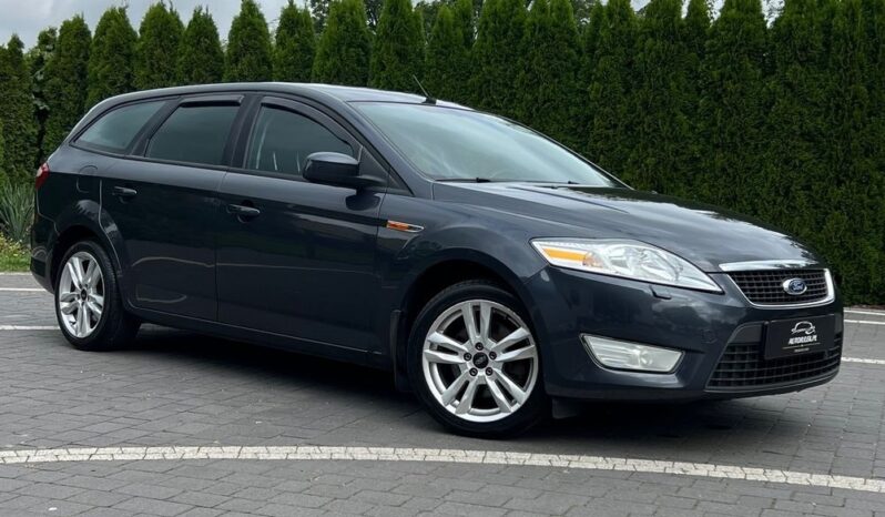 Ford   Mondeo    145 KM    Manualna    FWD (przód)    Szary full