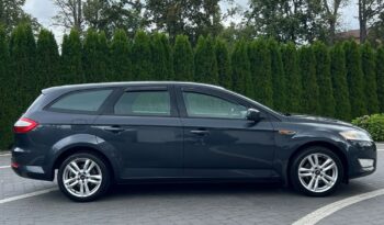 Ford   Mondeo    145 KM    Manualna    FWD (przód)    Szary full