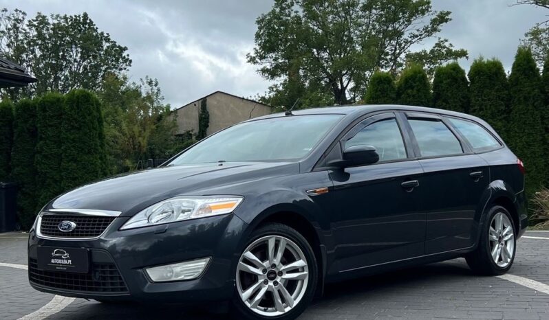 Ford   Mondeo    145 KM    Manualna    FWD (przód)    Szary full
