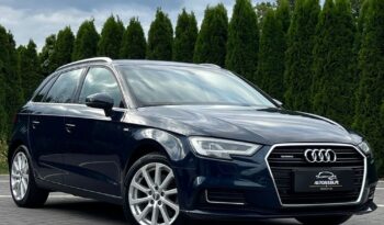 Audi   A3 Sportback    184 Km    Automatyczna    4X4 (Stały)    Niebieski