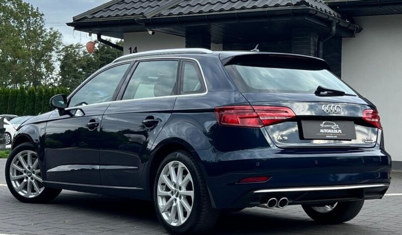 Audi   A3 Sportback    184 KM    Automatyczna    4×4 (stały)    Niebieski full
