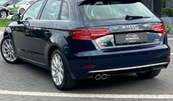 Audi   A3 Sportback    184 KM    Automatyczna    4×4 (stały)    Niebieski full