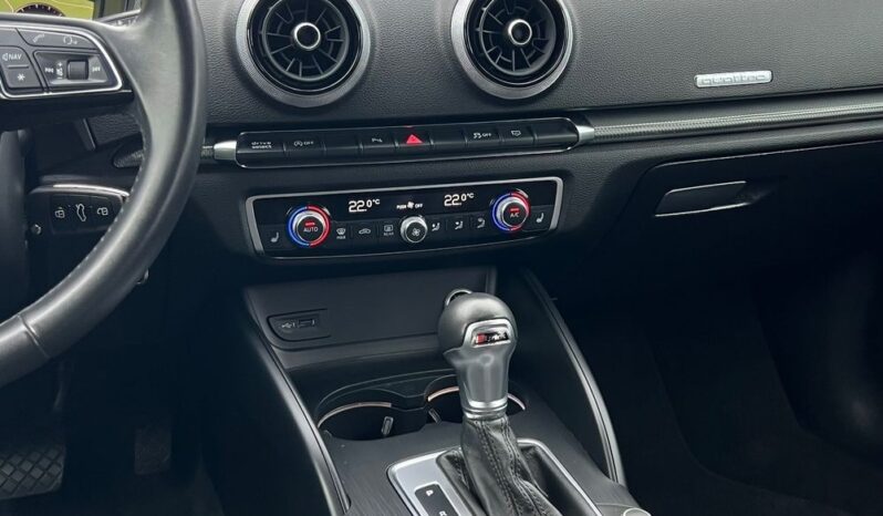 Audi   A3 Sportback    184 KM    Automatyczna    4×4 (stały)    Niebieski full