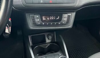 Seat   Ibiza    86 KM    Manualna    FWD (przód)    Niebieski full