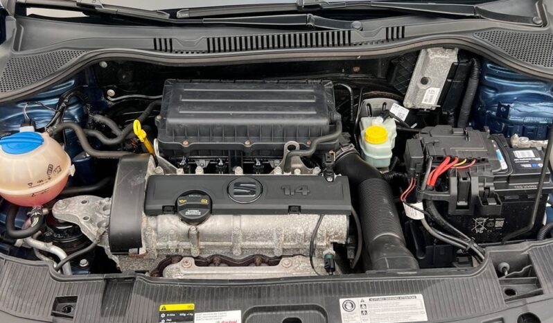Seat   Ibiza    86 KM    Manualna    FWD (przód)    Niebieski full