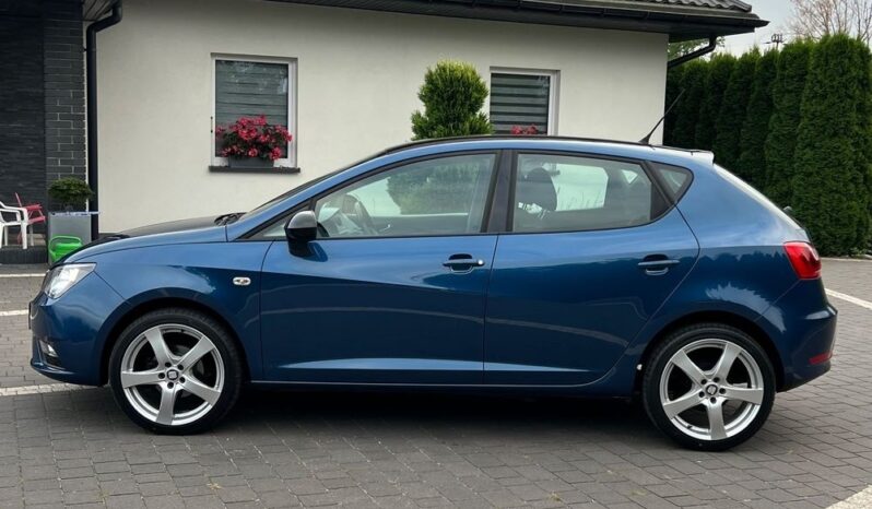 Seat   Ibiza    86 KM    Manualna    FWD (przód)    Niebieski full