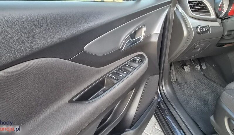 Opel   Mokka    140 KM    Manualna    FWD (przód)    Czarny full