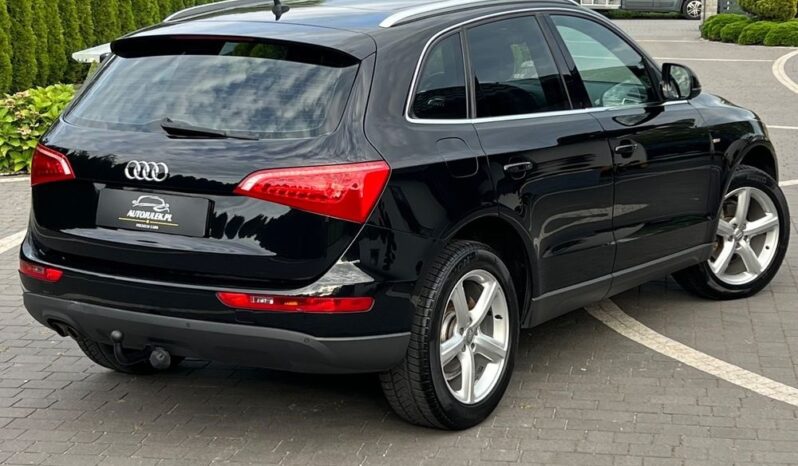 Audi   Q5    170 KM    Automatyczna    4×4 (stały)    Czarny full