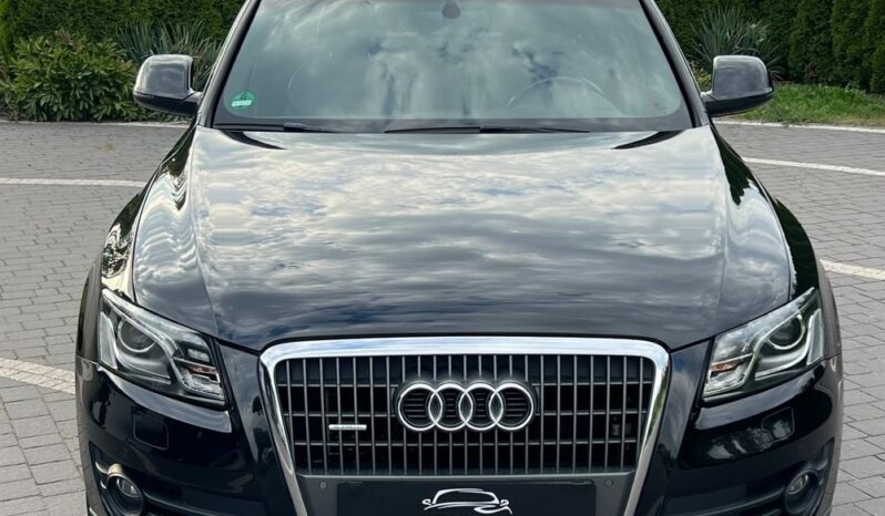 Audi   Q5    170 KM    Automatyczna    4×4 (stały)    Czarny full