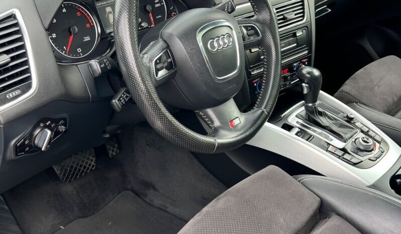 Audi   Q5    170 KM    Automatyczna    4×4 (stały)    Czarny full