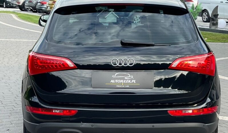 Audi   Q5    170 KM    Automatyczna    4×4 (stały)    Czarny full