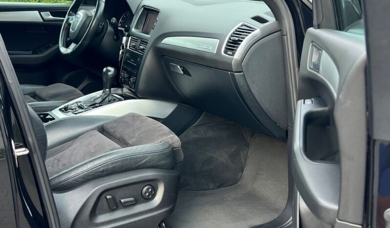 Audi   Q5    170 KM    Automatyczna    4×4 (stały)    Czarny full