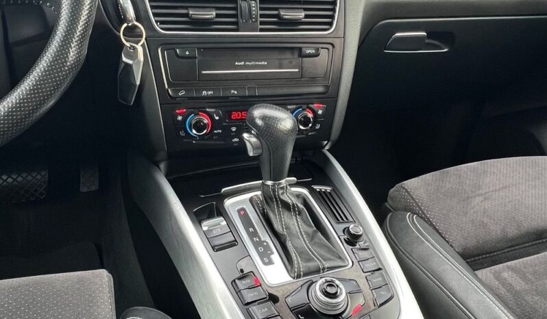 Audi   Q5    170 KM    Automatyczna    4×4 (stały)    Czarny full