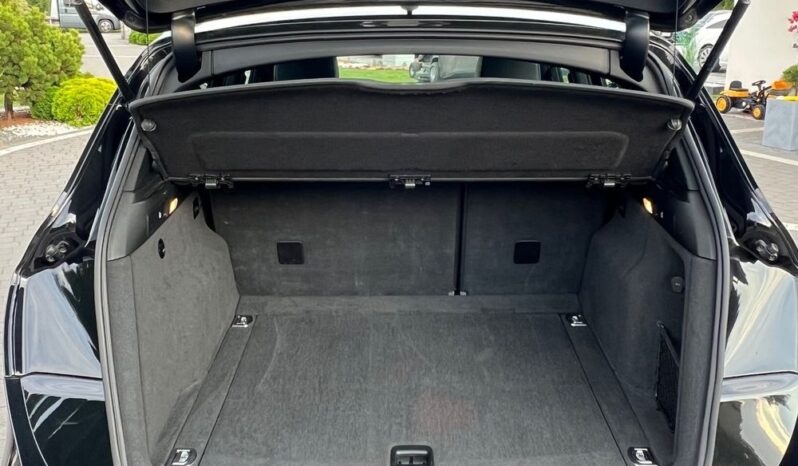 Audi   Q5    170 KM    Automatyczna    4×4 (stały)    Czarny full